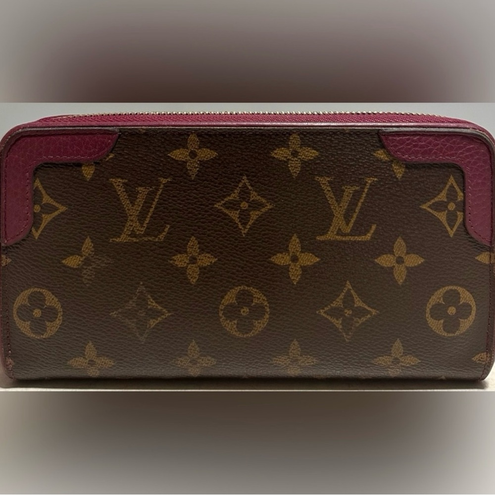 Louis Vuitton Retiro Zippy Wallet Monogram Canvas